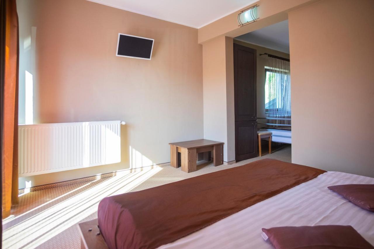 Pensiunea Diva Cacica Buitenkant foto